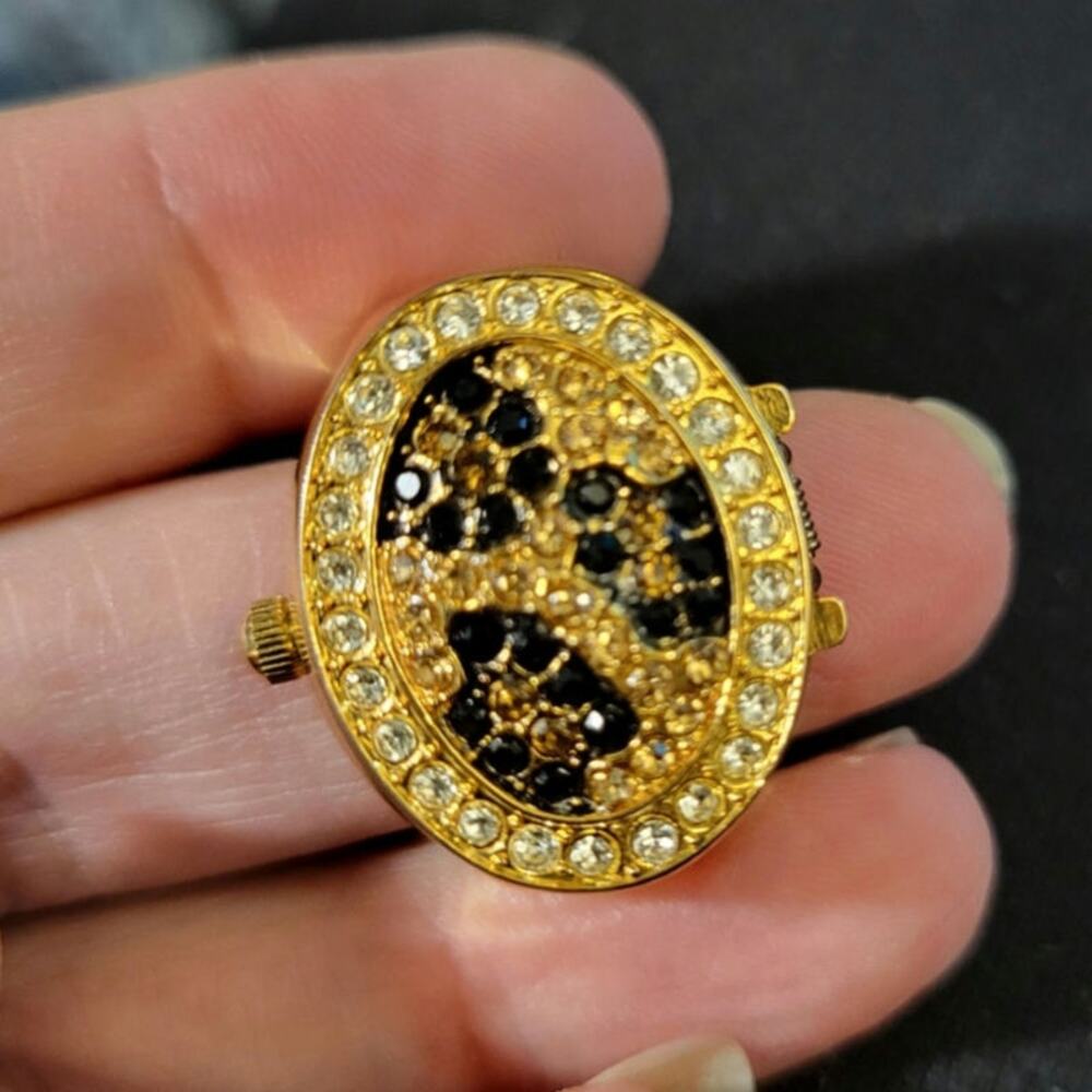 RING/WATCH W/ ABSTRACT RHINESTONE DESIGN ON OUTER COVER & WATCH INSIDE